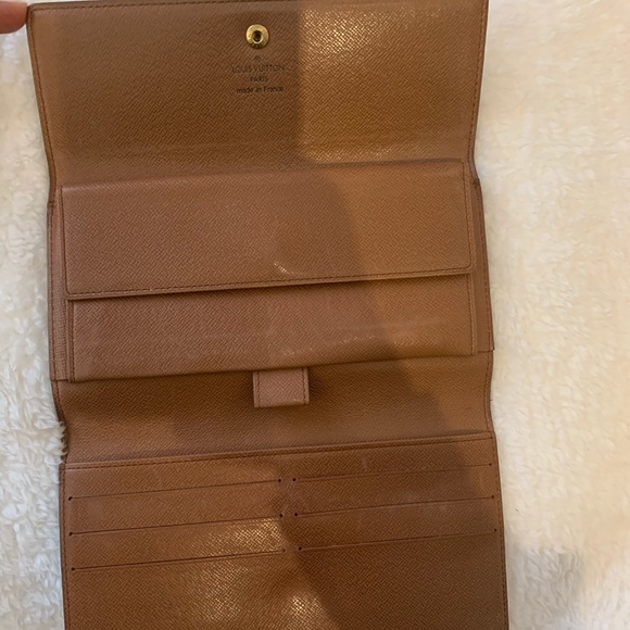 Authentic Louis Vuitton Long Wallet - Picture 8 of 10